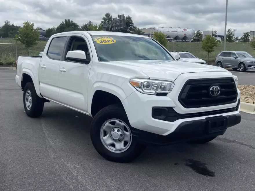 2023 Toyota Tacoma SR Double Cab photo 1