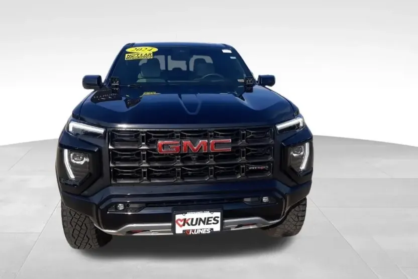 2024 Gmc Canyon AT4X photo 1