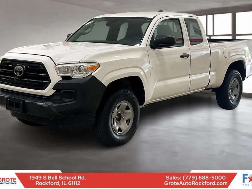2018 Toyota Tacoma SR5 photo 1