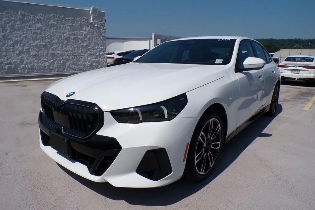2025 Bmw 530i xDrive photo 1