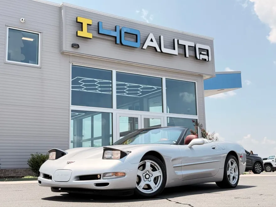 1999 Chevrolet Corvette Base Convertible photo 1