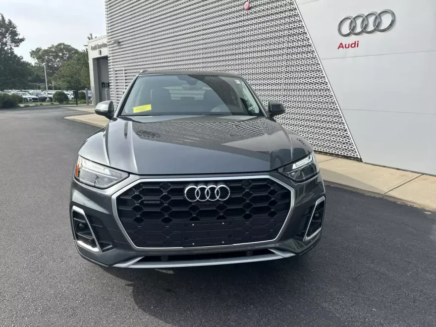 2025 Audi Q5 S line Premium Plus photo 1