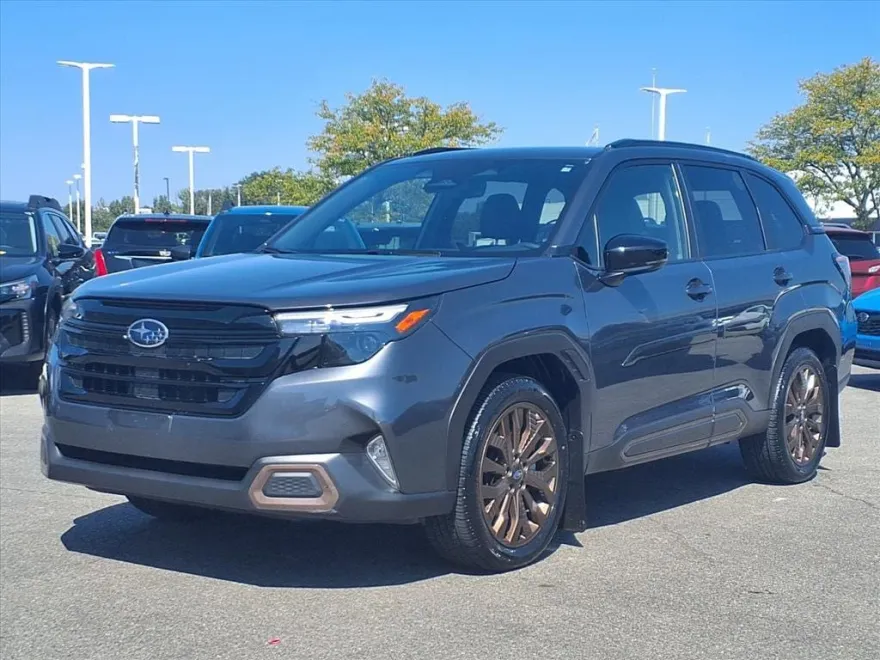 2025 Subaru Forester Sport photo 1