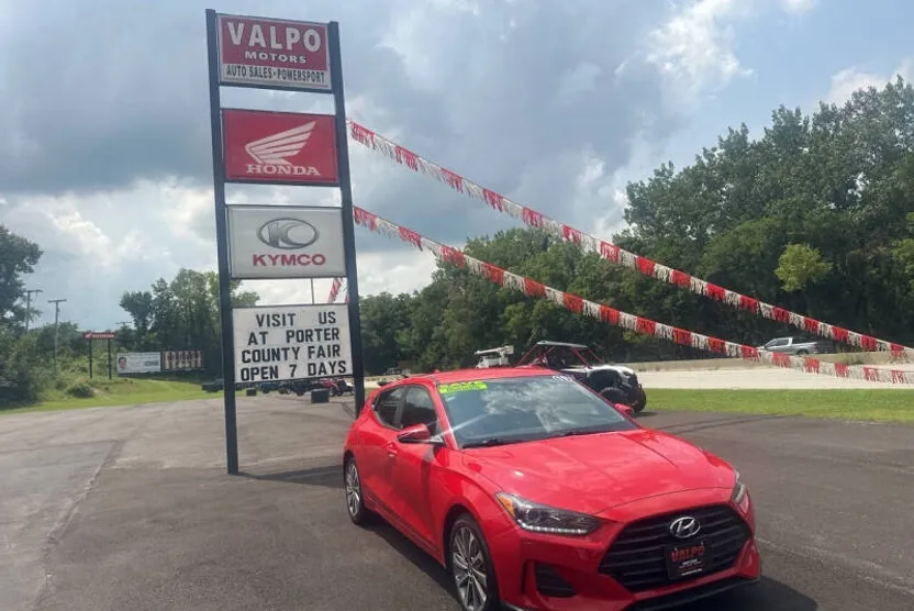 2019 Hyundai Veloster 2.0L Premium photo 1