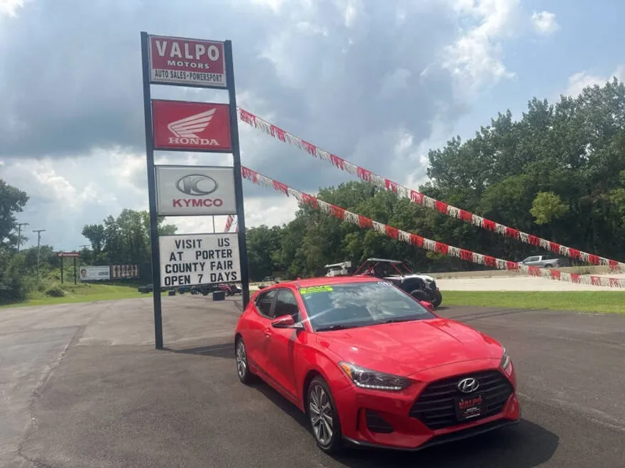 2019 Hyundai Veloster 2.0L Premium photo 1