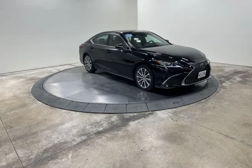2019 Lexus ES 350 photo 1