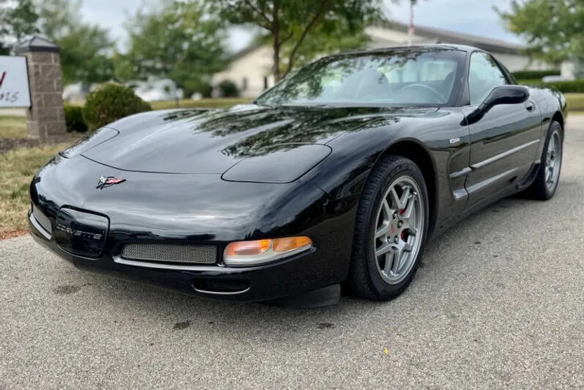 2004 Chevrolet Corvette Z06 Coupe photo 1