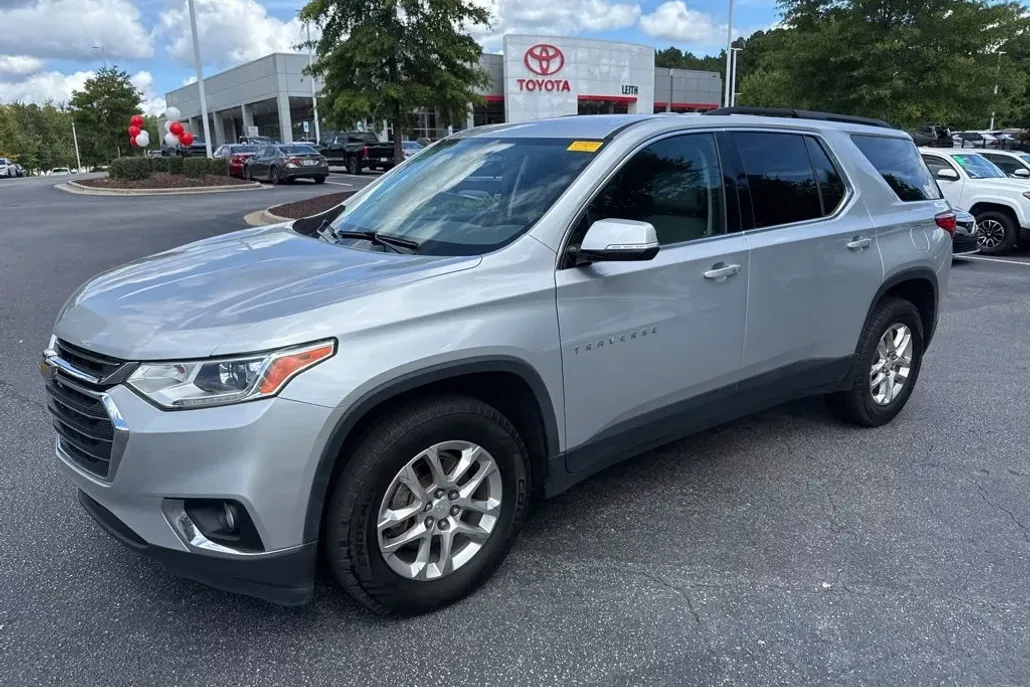 2019 Chevrolet Traverse Cloth 1LT photo 1