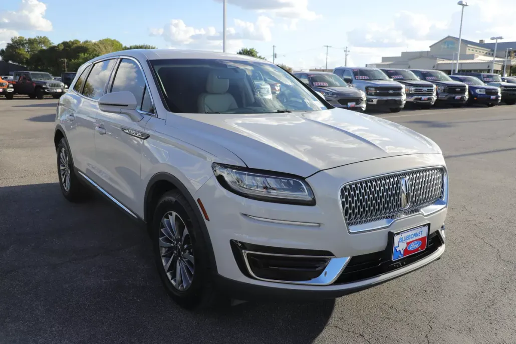 2020 Lincoln Nautilus Standard photo 1