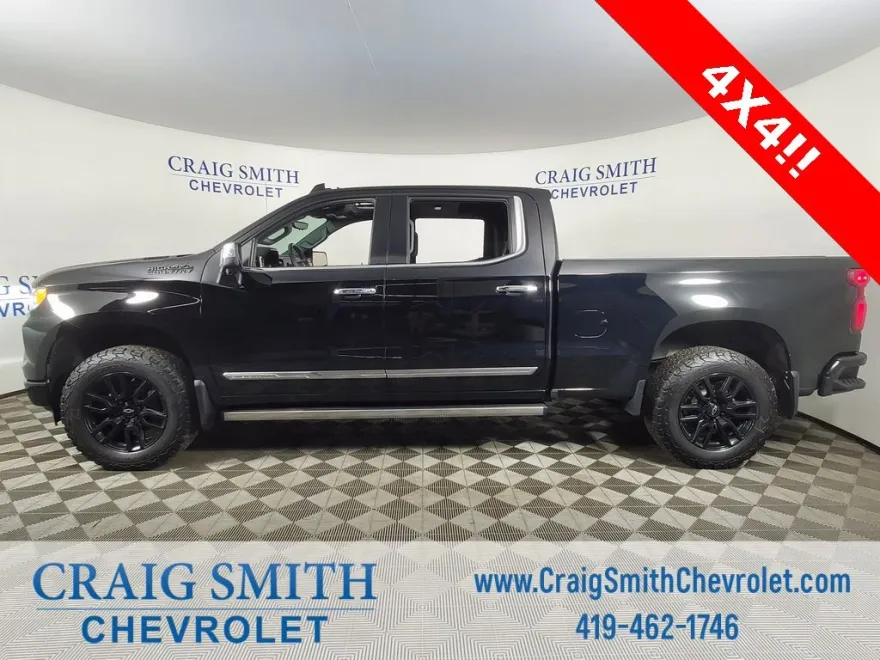 2023 Chevrolet Silverado 1500 High Country photo 1