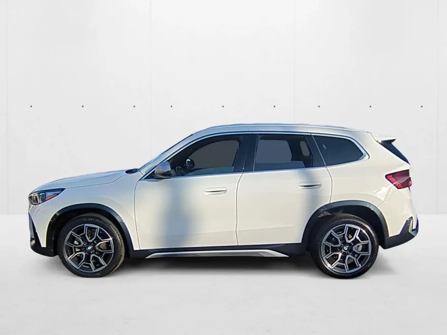2023 Bmw X1 XDrive28i photo 1