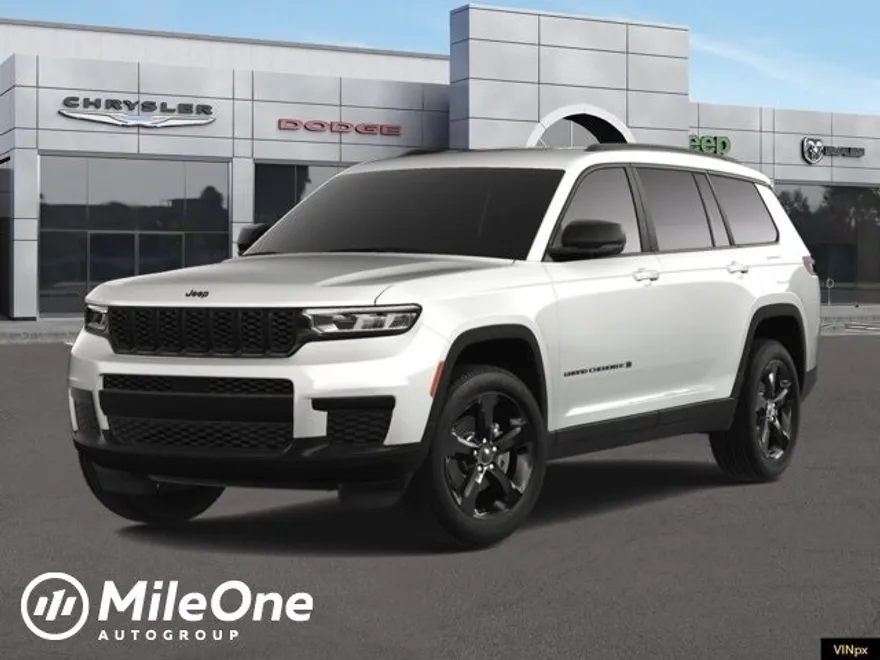 2025 Jeep Grand Cherokee Laredo photo 1