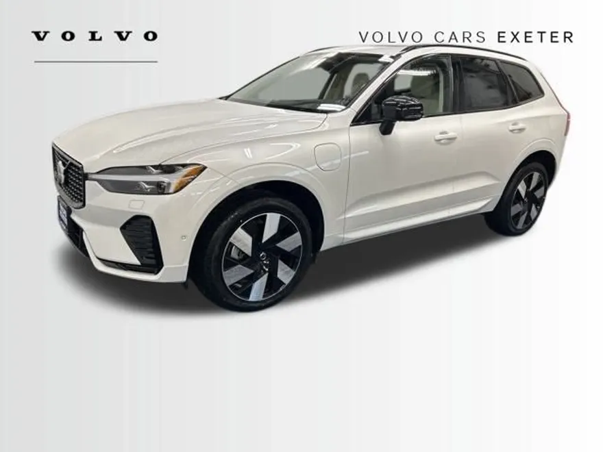2025 Volvo XC60 Hybrid T8 Plus photo 1