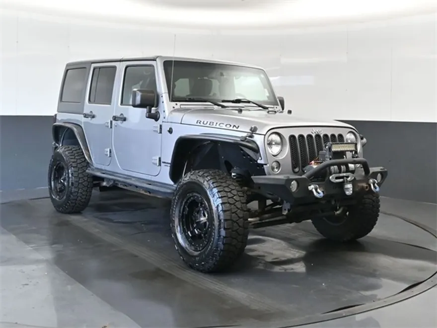 2016 Jeep Wrangler Unlimited Rubicon photo 1