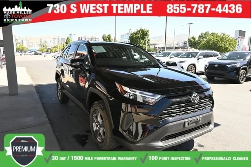 2025 Toyota RAV4 XLE photo 1