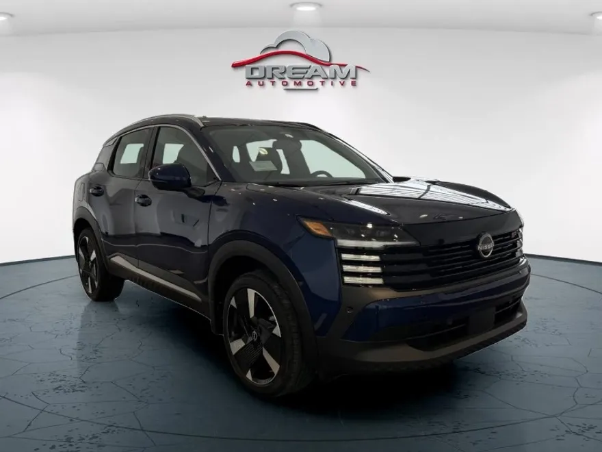 2025 Nissan Kicks SR photo 1