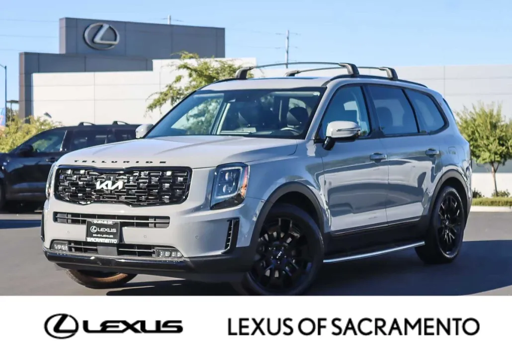 2022 Kia Telluride SX photo 1