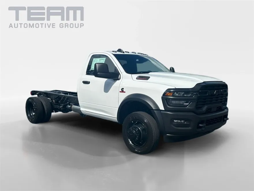 2025 Ram 4500 Tradesman photo 1