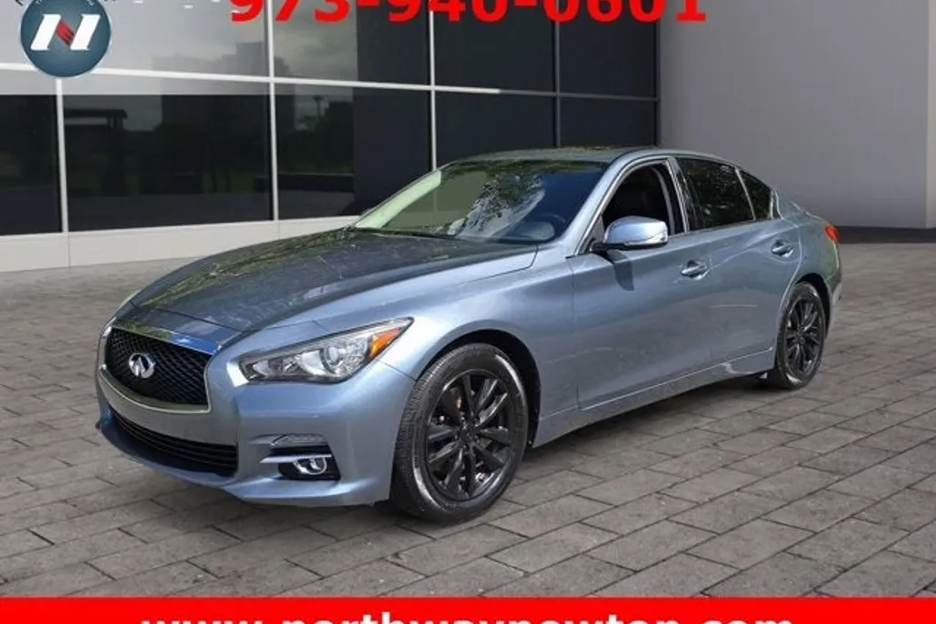 2017 Infiniti Q50 3.0t Premium photo 1