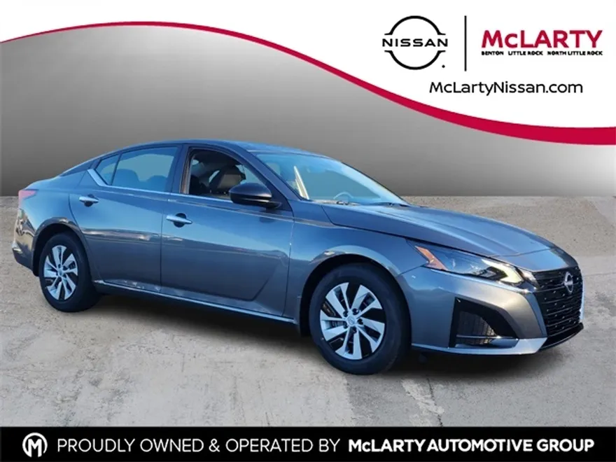 2025 Nissan Altima S photo 1
