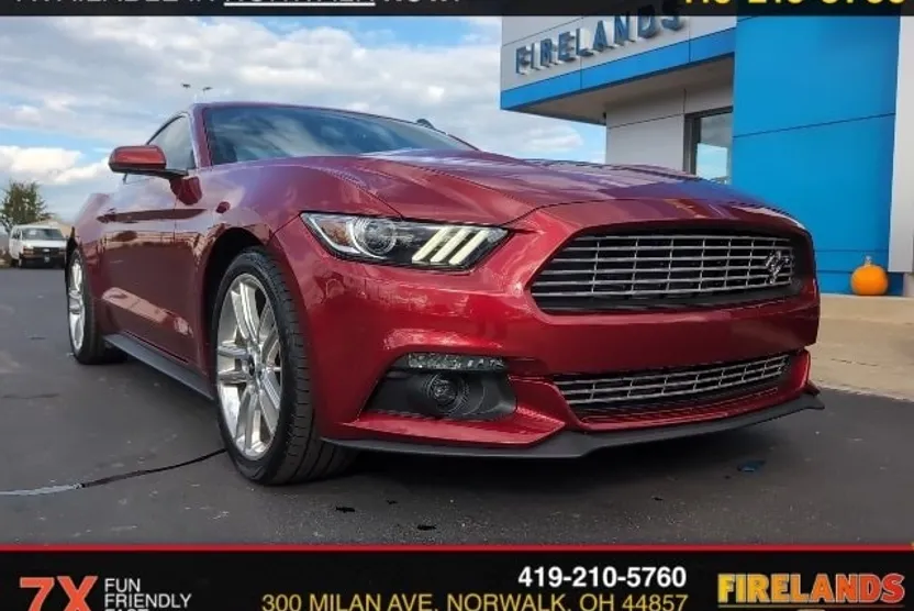 2017 Ford Mustang EcoBoost Premium photo 1