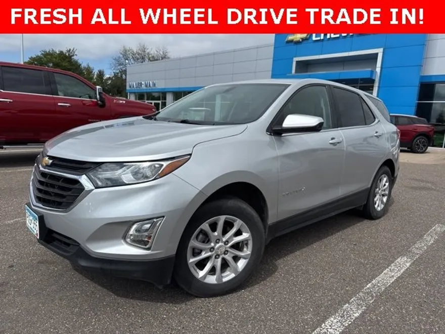 2018 Chevrolet Equinox LT photo 1