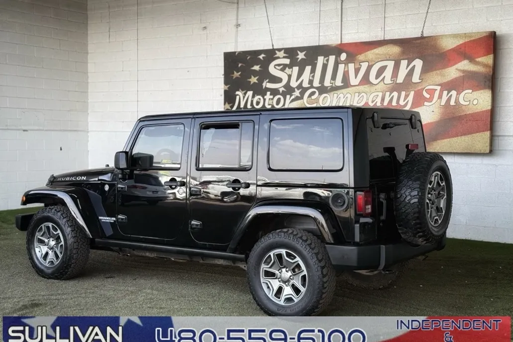 2013 Jeep Wrangler Unlimited Rubicon photo 1