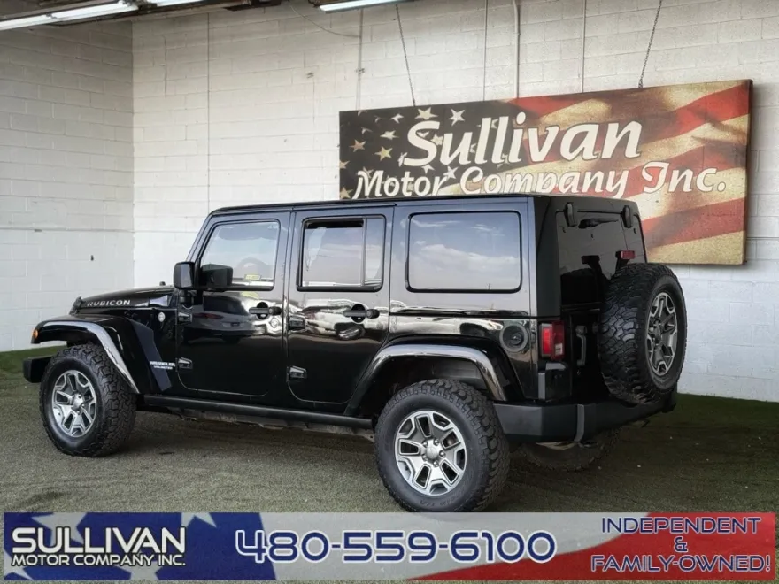 2013 Jeep Wrangler Unlimited Rubicon photo 1