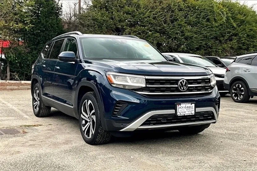 2023 Volkswagen Atlas V6 SEL photo 1