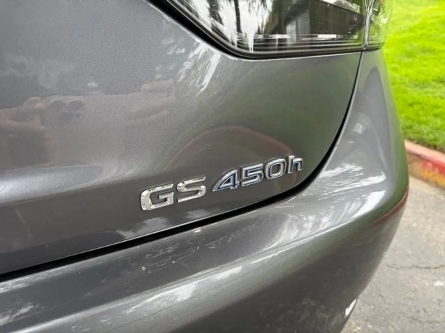 2016 Lexus GS 450h photo 35