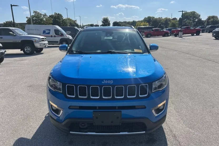 2021 Jeep Compass Limited photo 1