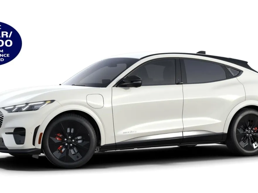 2025 Ford Mustang Mach-E GT photo 1