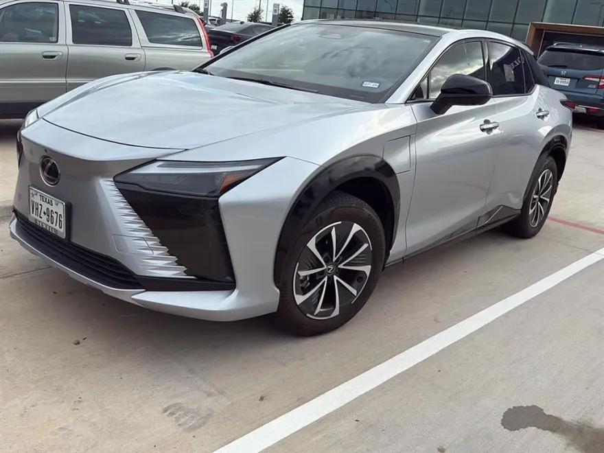 2024 Lexus RZ 300e Premium photo 1
