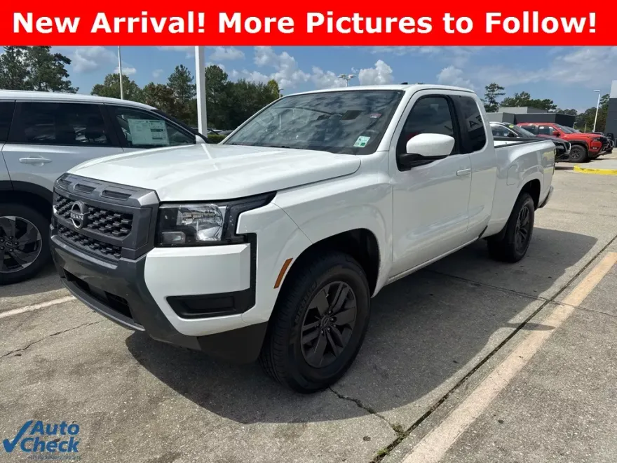 2025 Nissan Frontier SV photo 1
