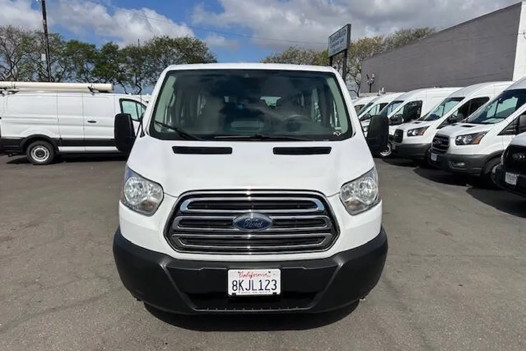 2019 Ford Transit XLT photo 1