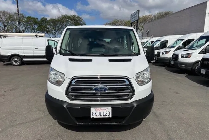 2019 Ford Transit XLT photo 1