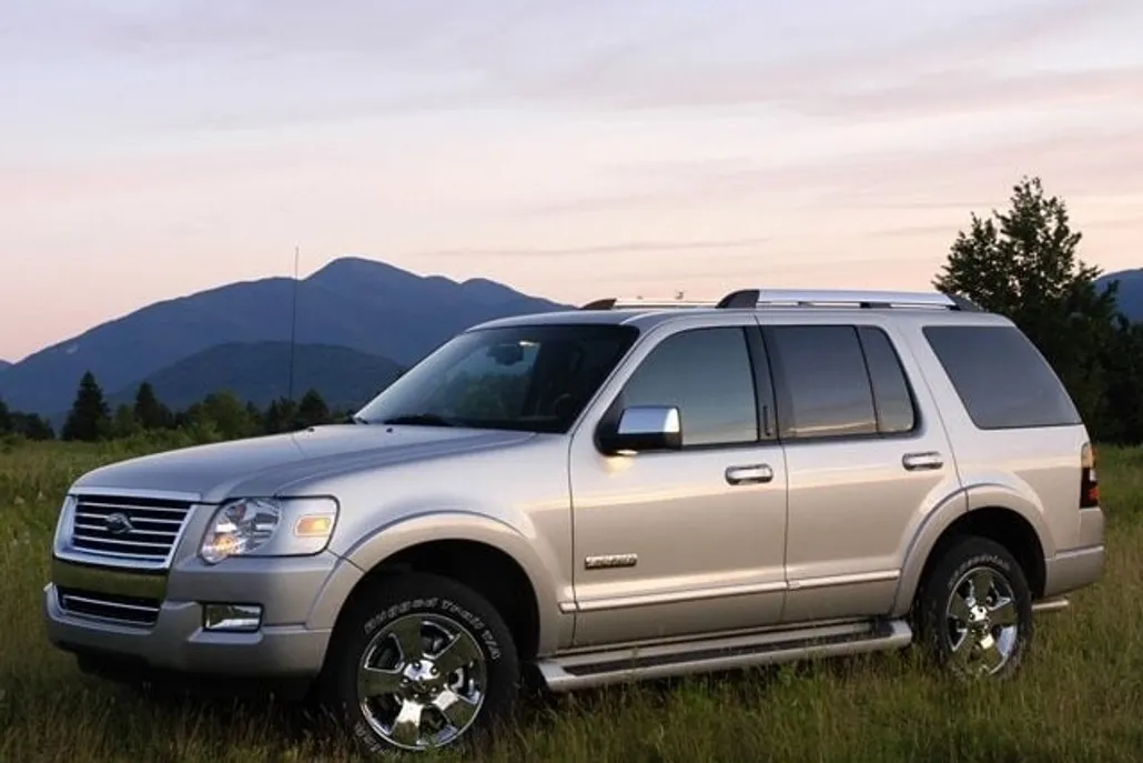 2007 Ford Explorer XLT photo 1