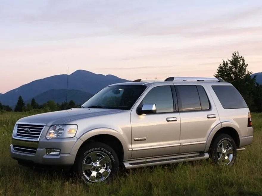 2007 Ford Explorer XLT photo 1
