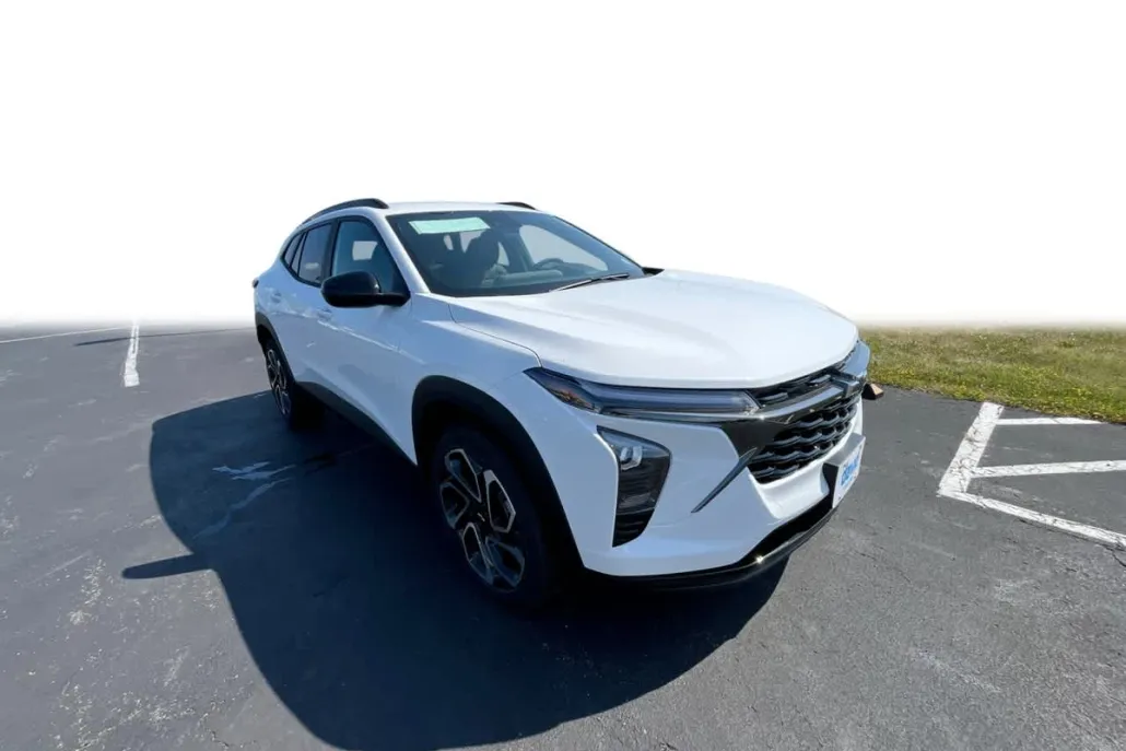 2025 Chevrolet Trax photo 1