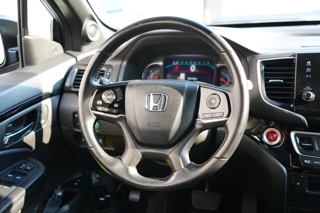 2021 Honda Passport Touring photo 1