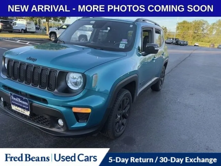 2022 Jeep Renegade Latitude Altitude photo 1