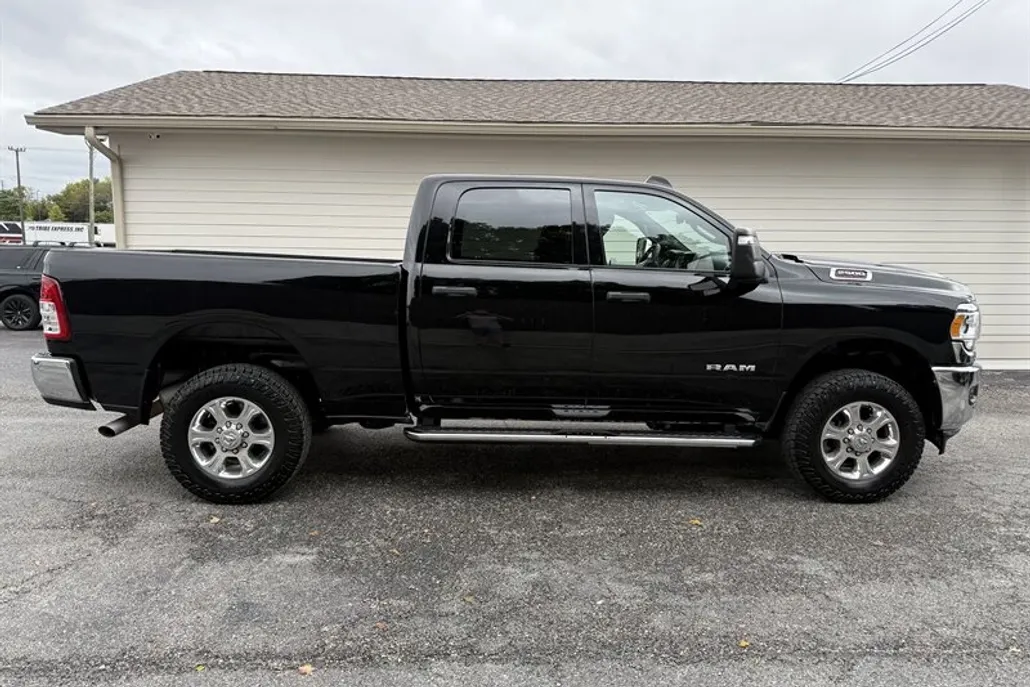 2024 Ram 2500 Big Horn photo 1