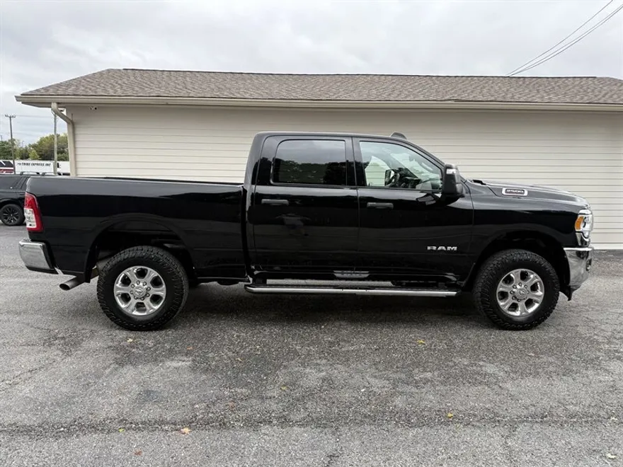 2024 Ram 2500 Big Horn photo 1