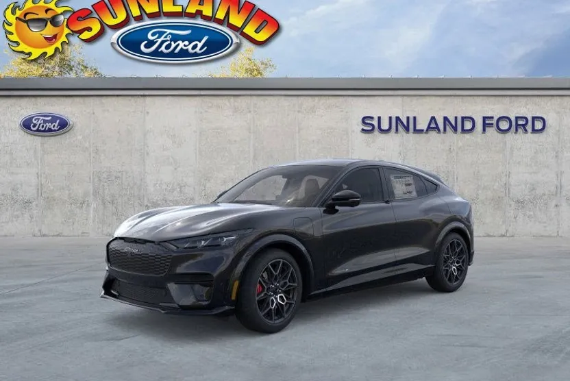 2025 Ford Mustang Mach-E GT photo 1
