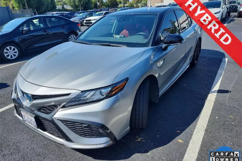 2022 Toyota Camry XSE photo 1