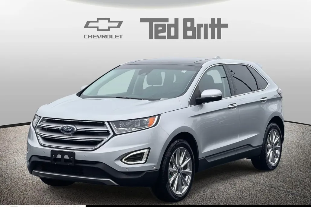 2018 Ford Edge Titanium photo 1