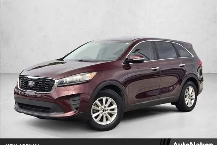 2019 Kia Sorento LX photo 1