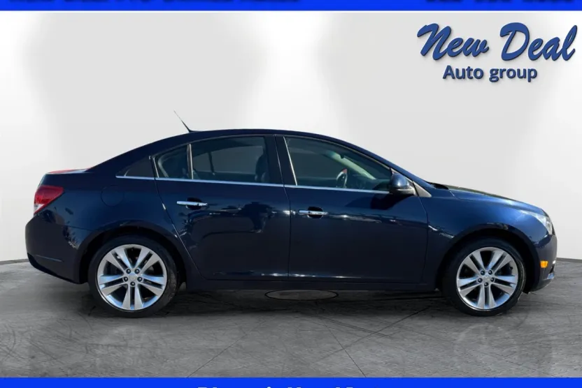 2011 Chevrolet Cruze LTZ photo 1