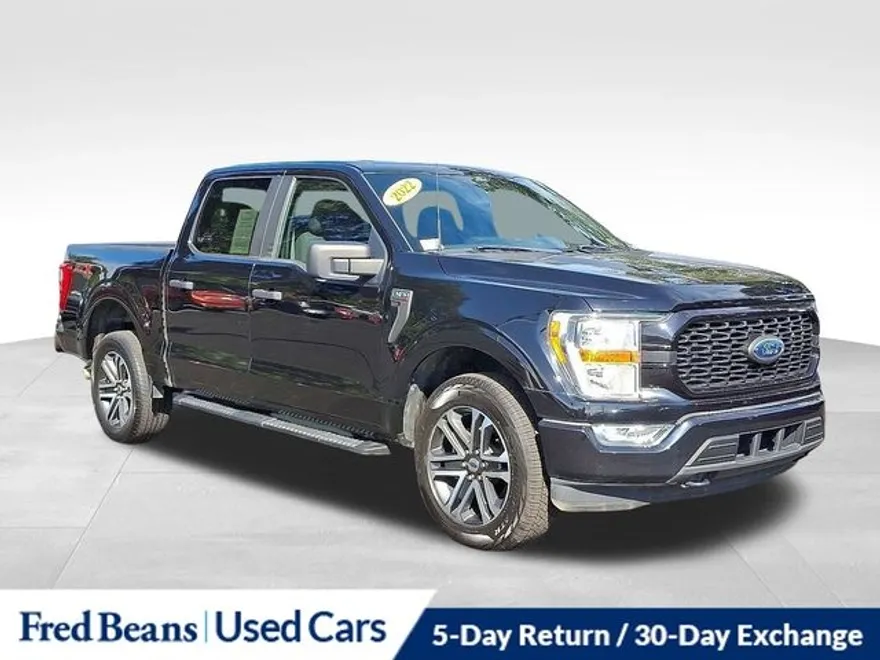 2022 Ford F-150 XL photo 1