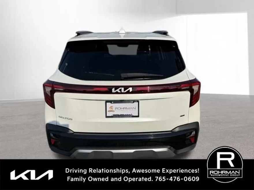 2024 Kia Seltos SX photo 1